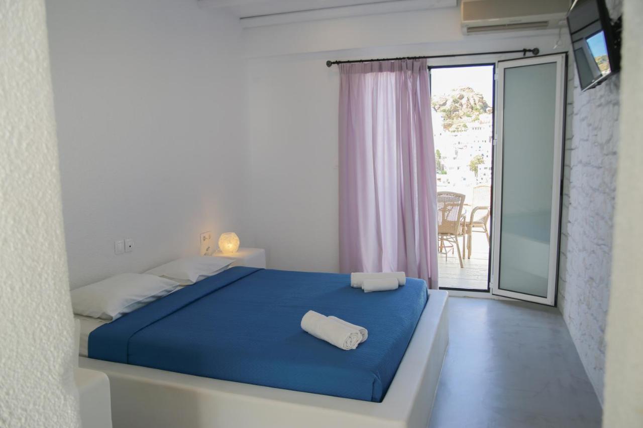 איוס חורה George & Irene Hotel מראה חיצוני תמונה
