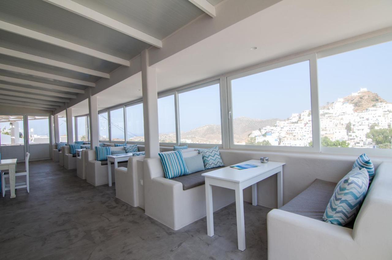 איוס חורה George & Irene Hotel מראה חיצוני תמונה
