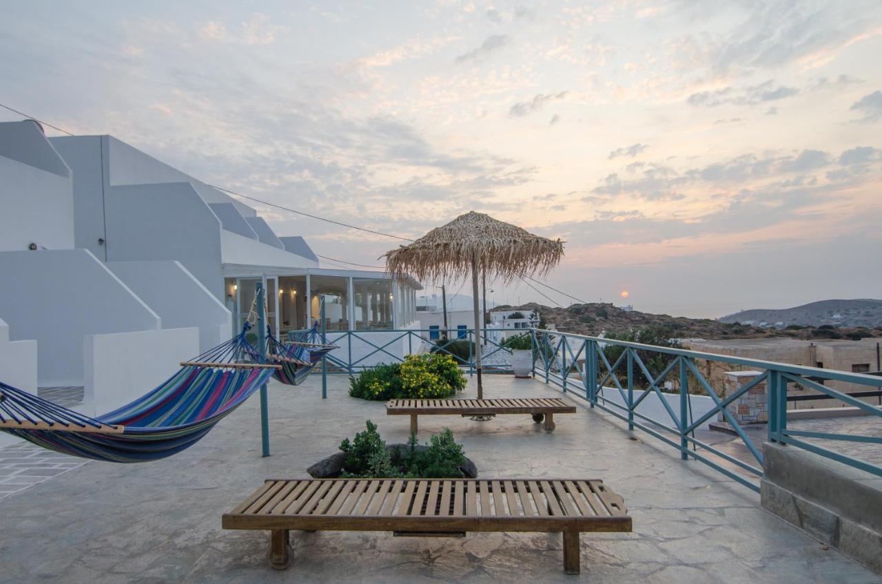 איוס חורה George & Irene Hotel מראה חיצוני תמונה